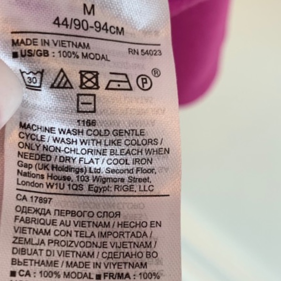 Banana Republic Surplice Deep V-Neckline Knit Top - Picture 9 of 9